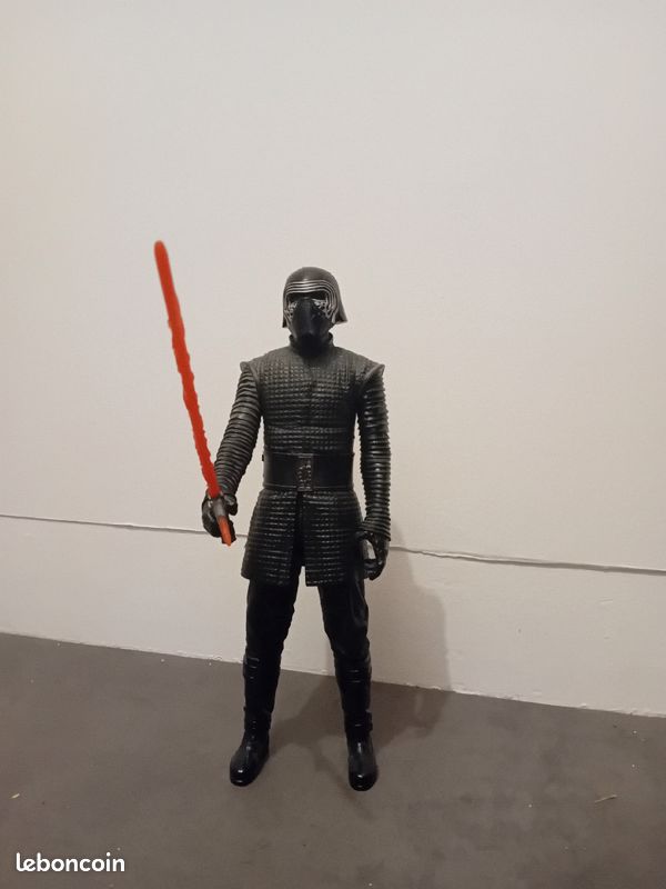 Figurine Kylo Ren (image 1)