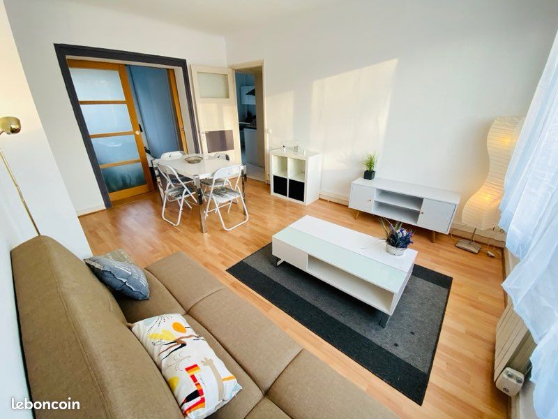 Appartement 2 pièces 45 m² · à Lille · 45 m² · 700 €