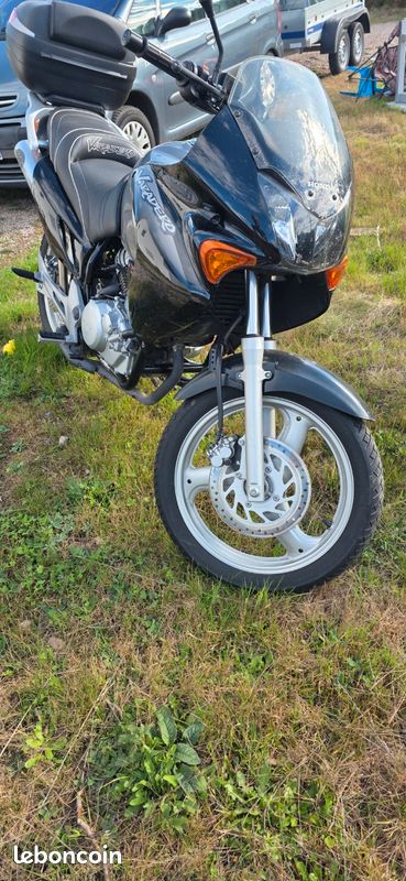 Varadero 125 (image 1)