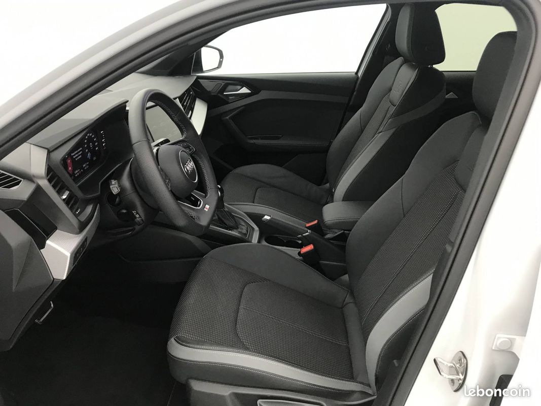 AUDI A1 Sportback 35 TFSI 150 ch S tronic 7 S Line (image 7)