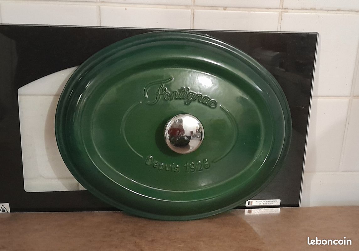 Cocotte Fontignac 28 Cm Ovale – Fonte émaillée Verte – Fabriquée En France