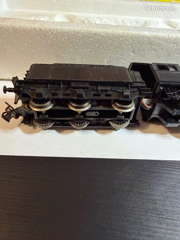 LOCOMOTIVE VAPEUR DE la SNCF - 050TA - Fleischmann- ref: 4095 EUR 64,50