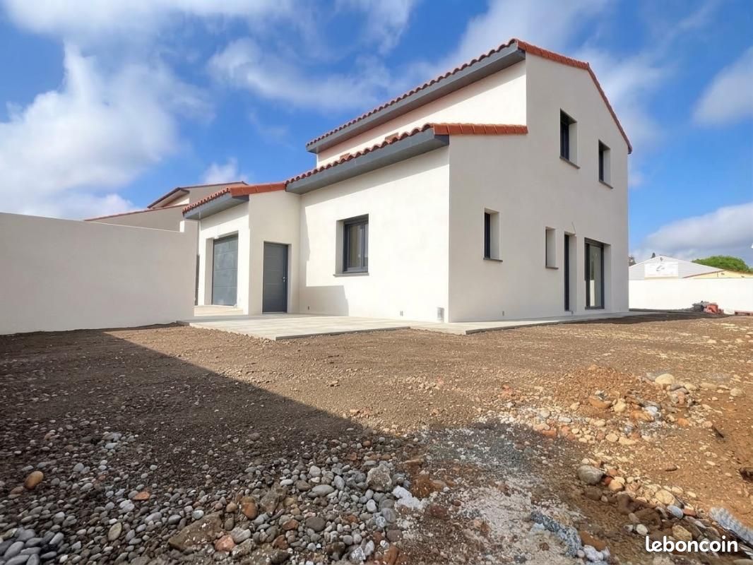 Maison 5 pièces 112 m² · à Pia · 112 m² · 349 000 €