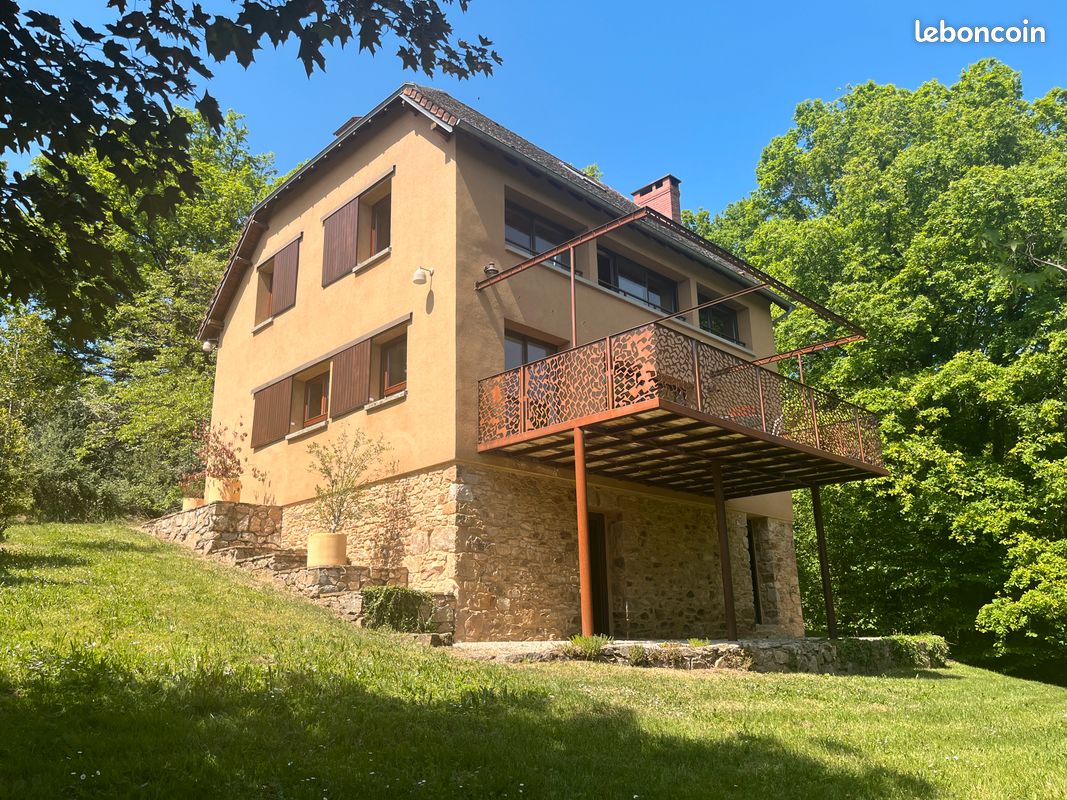 Maison 6 pièces 144 m² · à Château-Chervix · 144 m² · 370 000 €