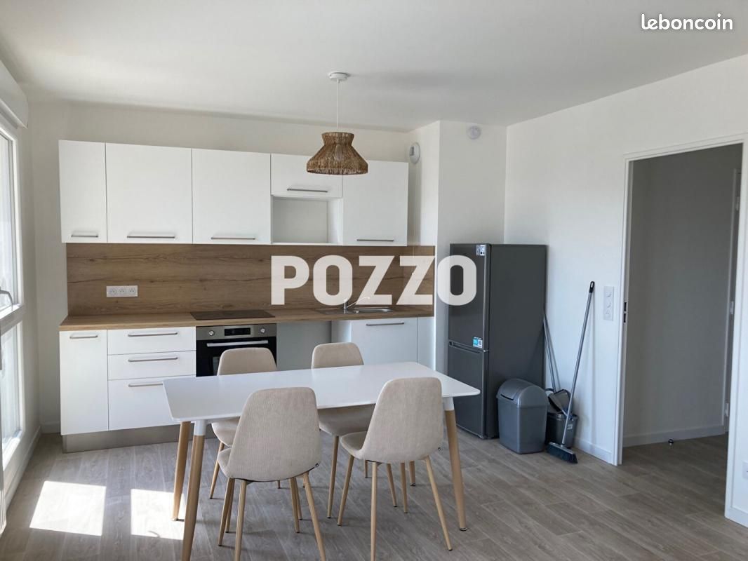 Appartement 3 pièces 61 m² · à Donville-les-Bains · 61 m² · 810 €