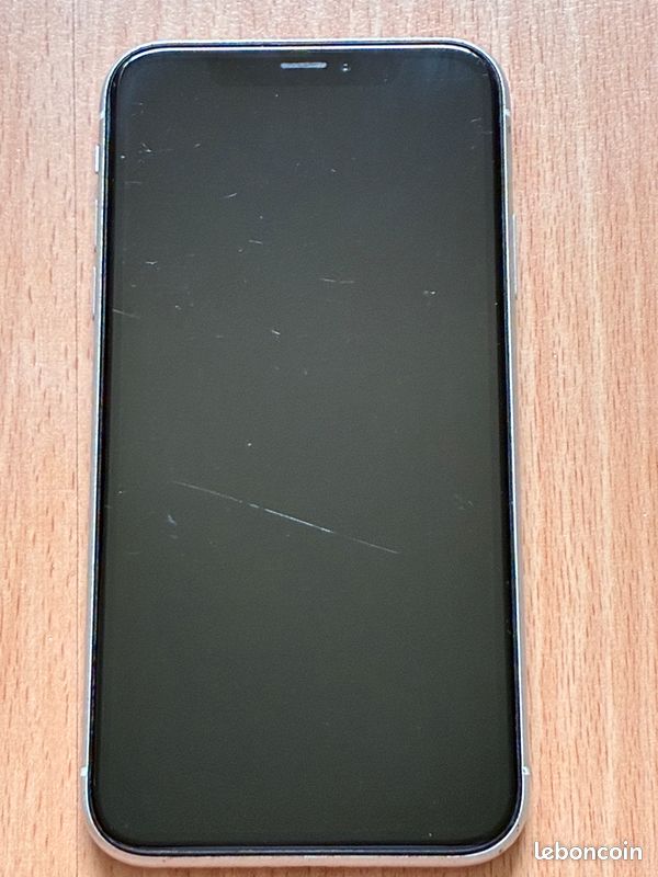 Apple iPhone XR 64 Go – Blanc – Bon état – Boîte + facture Apple (image 4)
