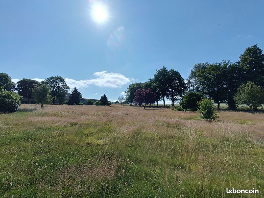 Terrain 2000 m² · à Saint-Igeaux · 2 000 m² · 24 750 €