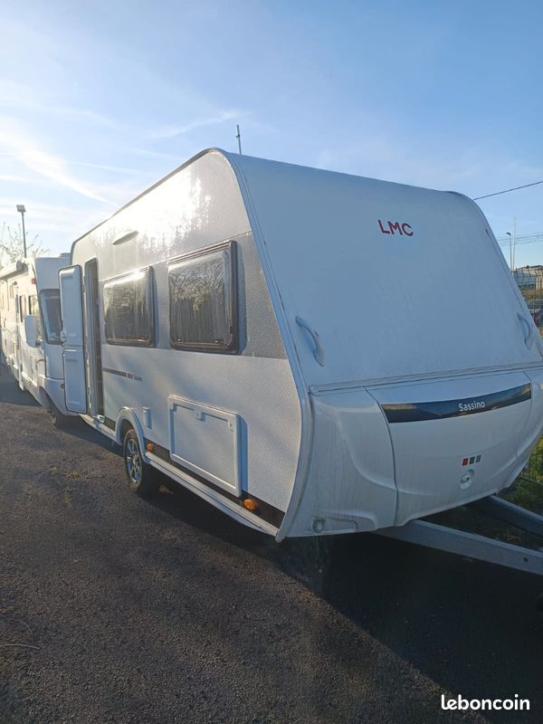 Caravane neuf LMC (image 1)