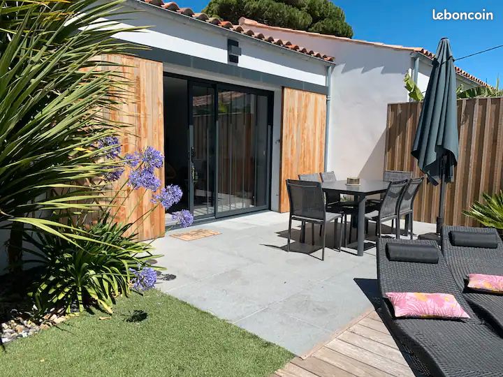 Proche plage, charmante petite villa avec piscine chauffée, animaux acceptés (image 12)