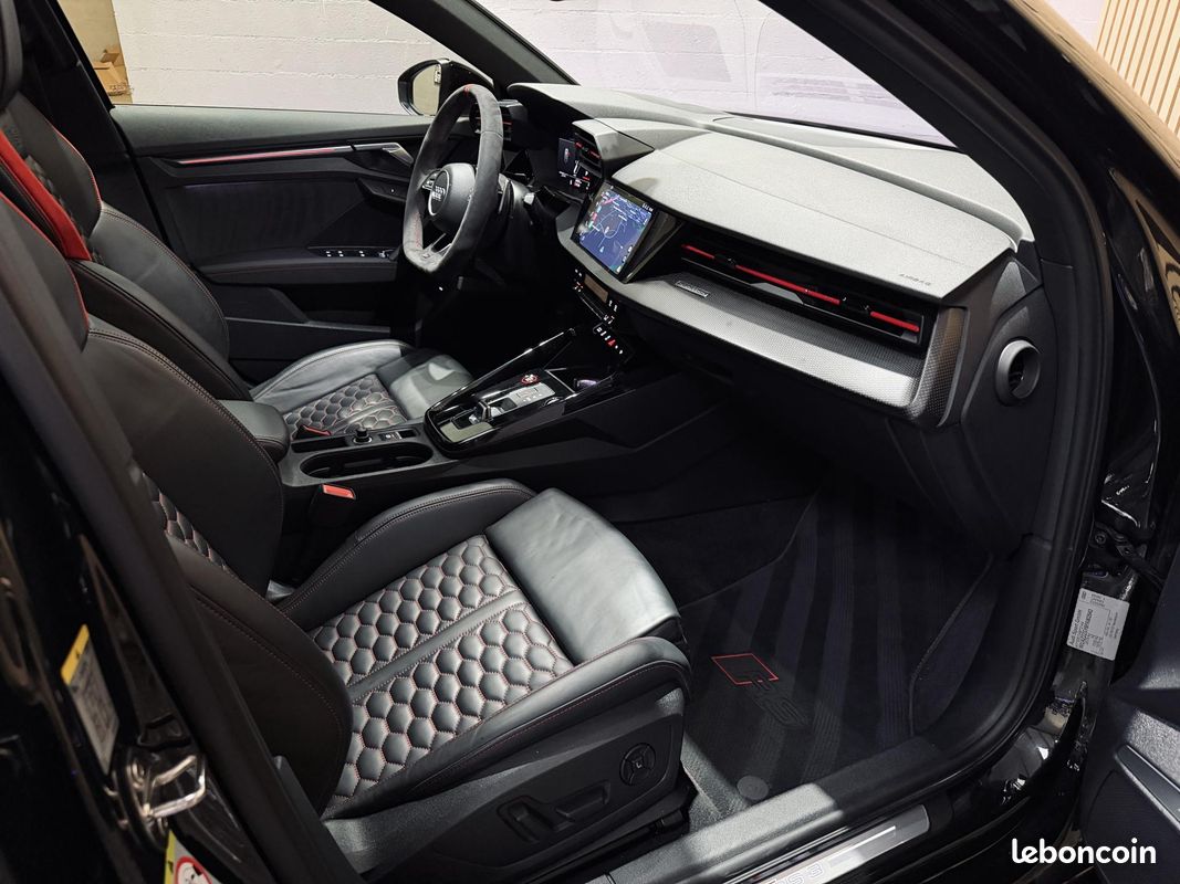 AUDI RS3 SPORTBACK Quattro 2.5 TFSI 400 S-tronic ETAT NEUF SUIVI COMPLET IMMAT FRANCE FULL OPTIONS (image 10)