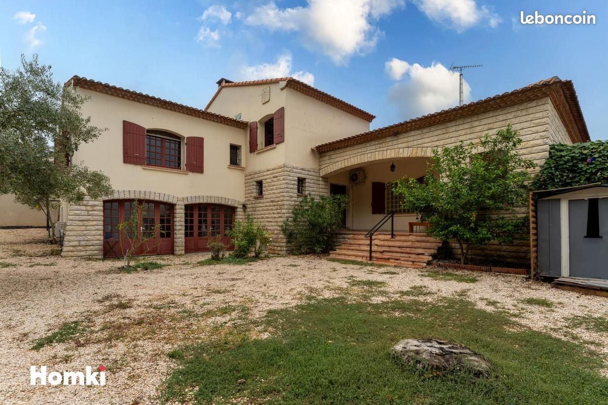 Maison 5 pièces 180 m² · à Bellegarde · 180 m² · 326 900 €
