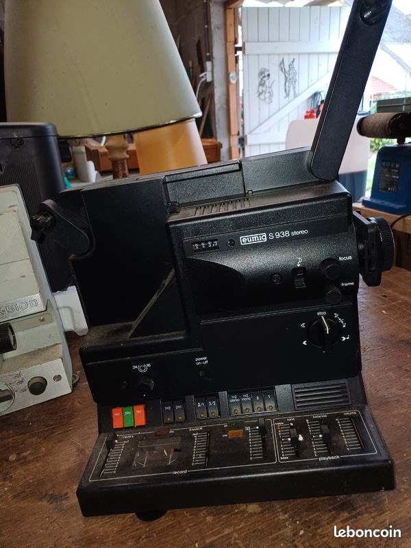 Projecteur Eumig S 938 Pour Films Super 8 Stéréo - Occasion état Fonctionnel