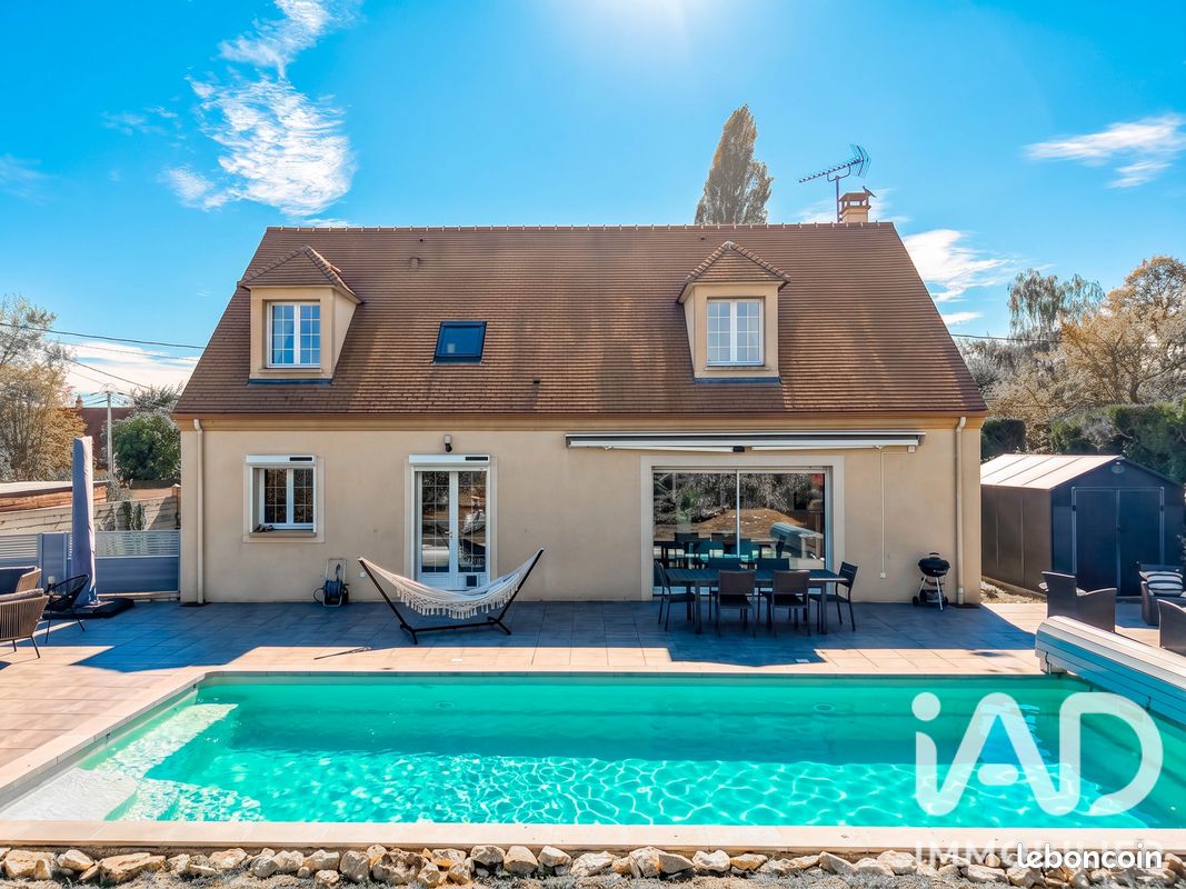 Maison 6 pièces 156 m² · à Mons-en-Montois · 156 m² · 339 000 €