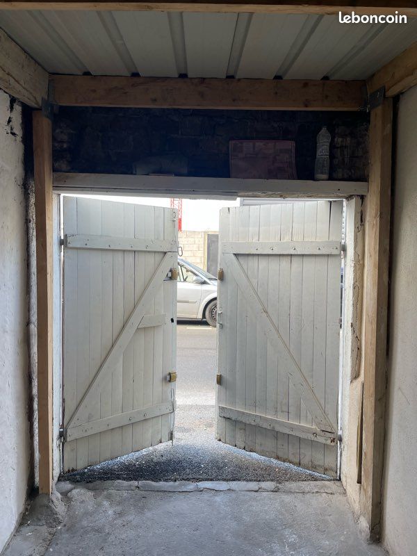 Parking 15 m² · à Aubervilliers · 15 m² · 200 €/mois