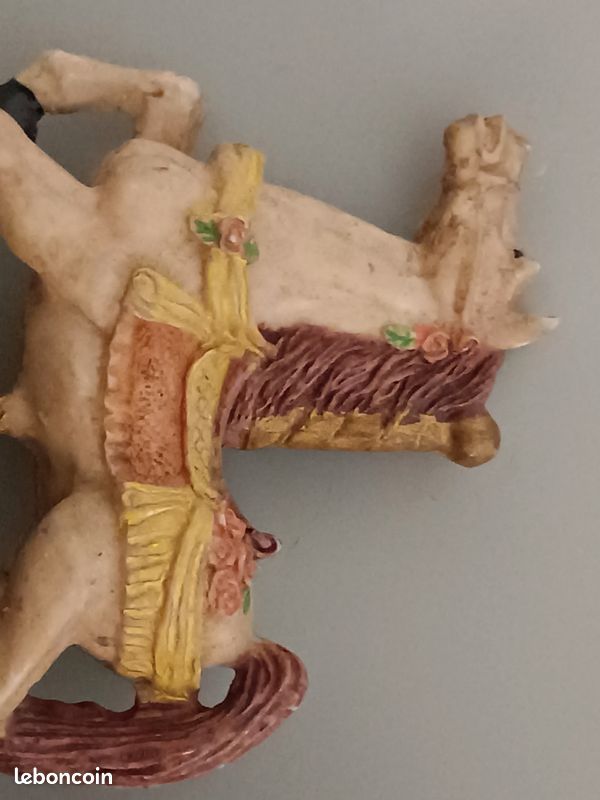 Chevaux manège déco (image 12)