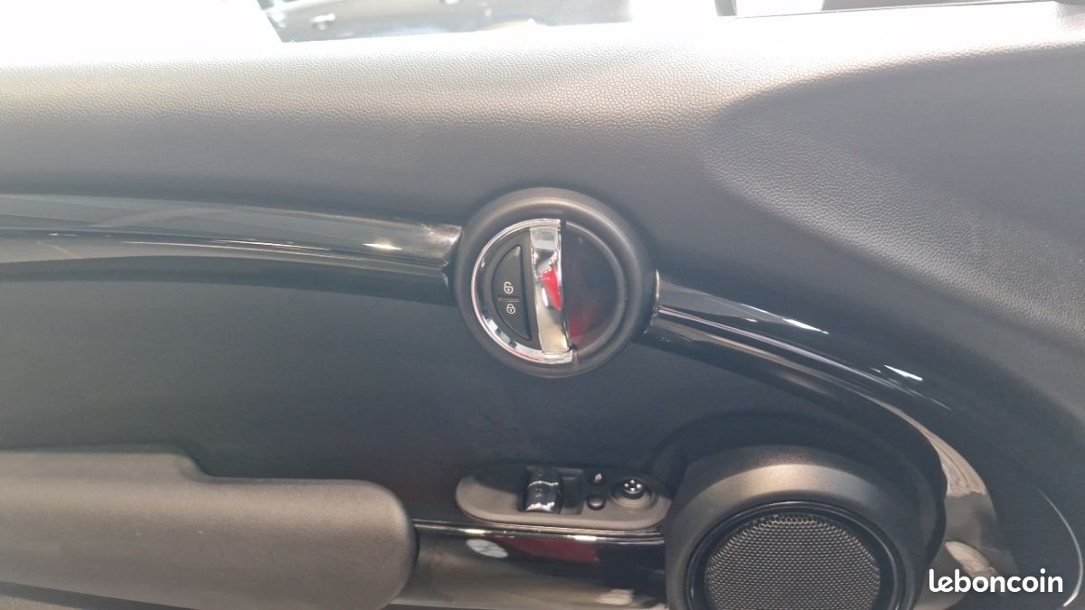 Mini Cooper Edition Greenwich 136 ch BVA7 (image 15)