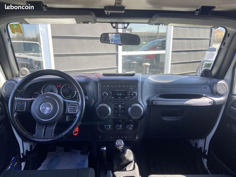Jeep WRANGLER UNLIMITED 2.8 CRD 200CH FAP MOUNTAIN (image 21)
