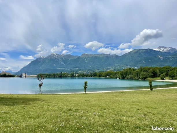 Terrain 1692 m² Grignon