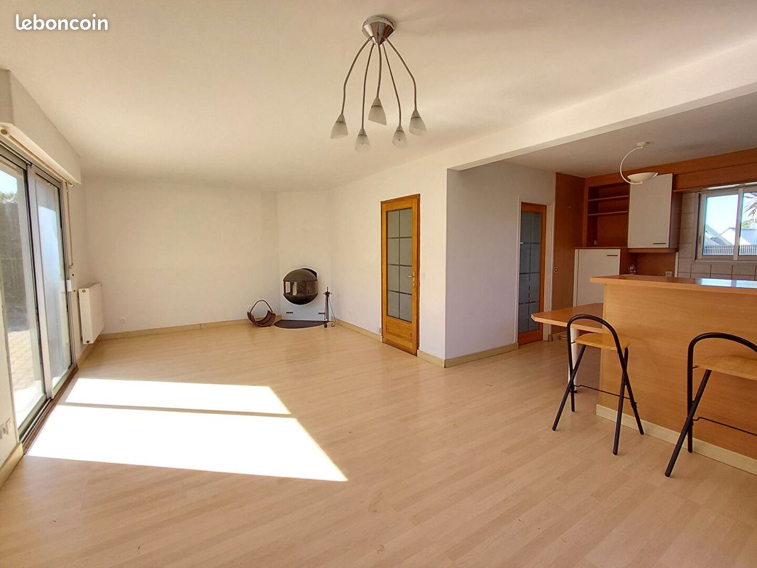 Maison 6 pièces 129 m² · à Saint-Martin-des-Champs · 129 m² · 284 900 €