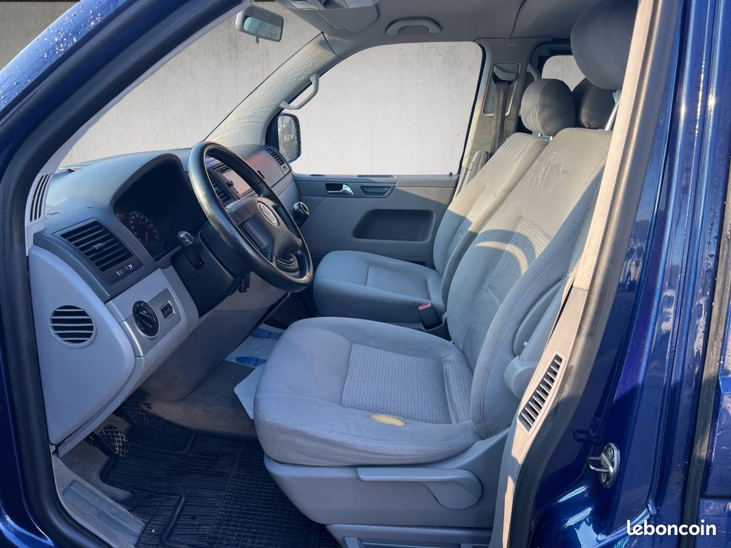 VOLKSWAGEN MULTIVAN 2.5 TDI 130 FAP Confort (7pl) (image 9)