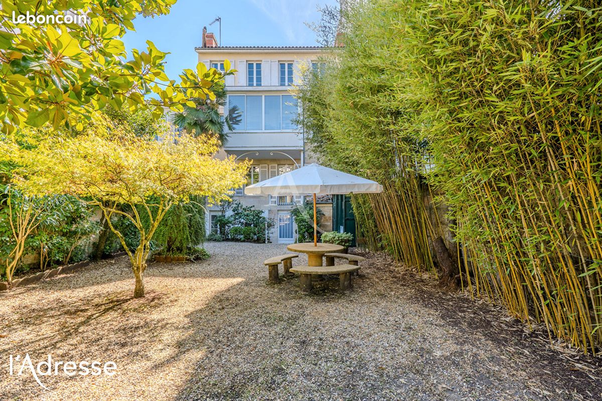 Maison 14 pièces 335 m² · à Bordeaux · 335 m² · 1 345 000 €