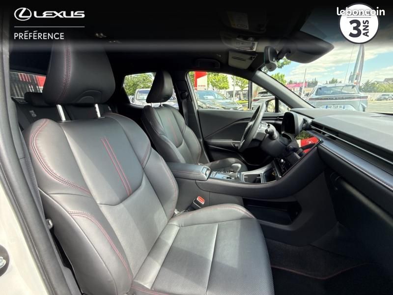 Lexus LBX 1.5 136ch Emotion 2WD (image 3)