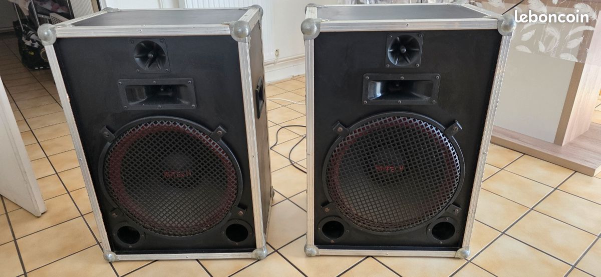 Lot de 2 enceinte+1 ampli sono+1 lecteur cd (image 1)
