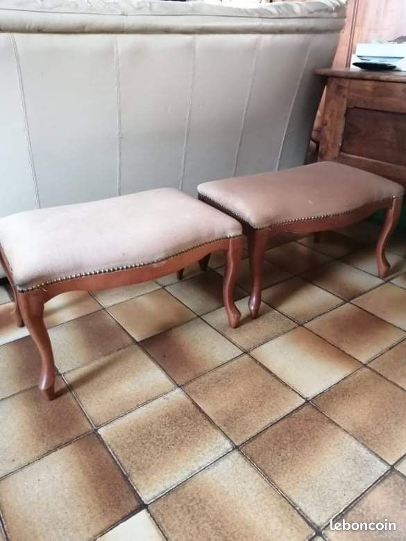 Lot 2 reposes pieds velours (image 1)