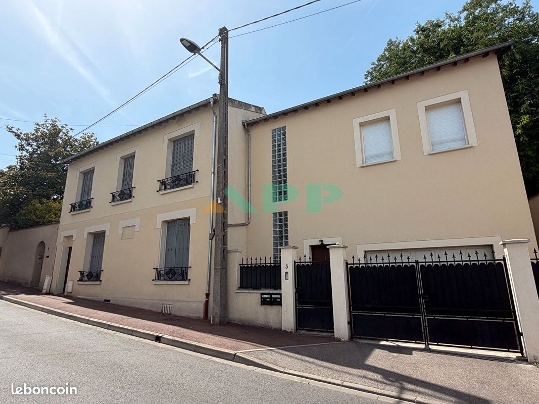 Maison 7 pièces 170 m² · à Juvisy-sur-Orge · 170 m² · 478 500 €