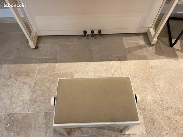 Piano (image 3)