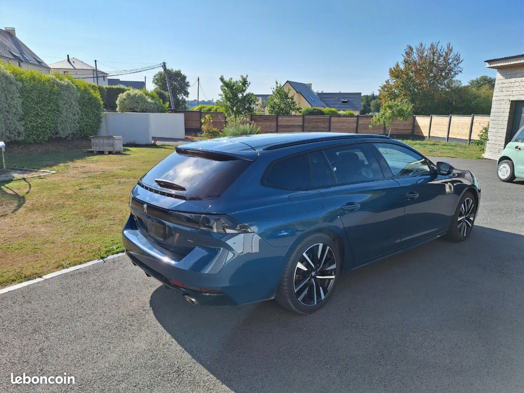 Peugeot 508 SW 1.6 16V Hybrid EAT8 225cv boîte auto (image 2)