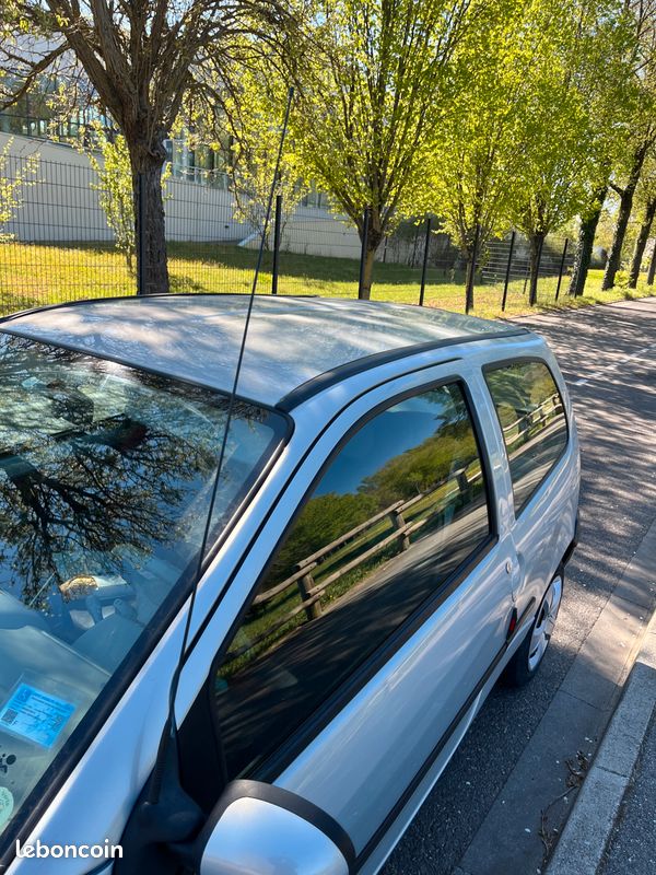 Twingo 1 automatique (image 2)