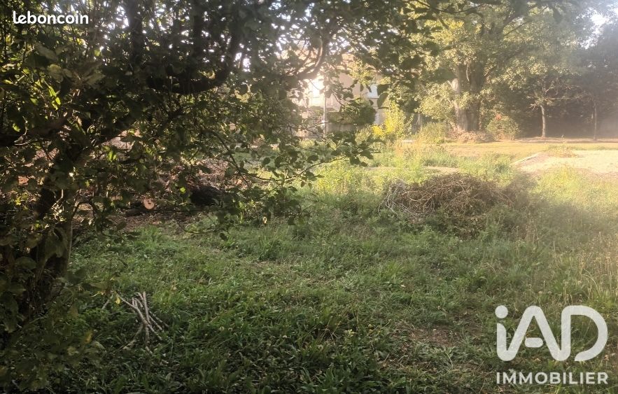 Terrain 520 m² · à Loriol-du-Comtat · 520 m² · 109 000 €