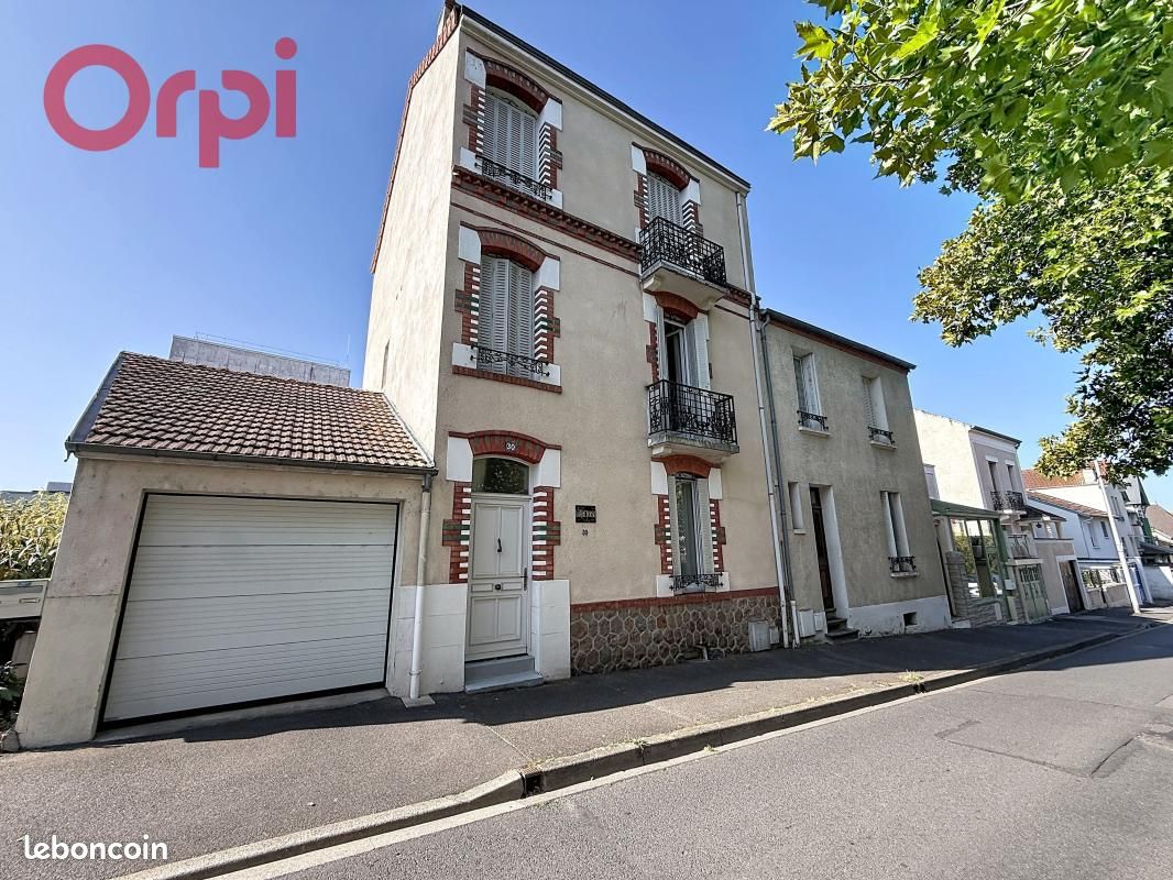 Maison 6 pièces 130 m² · à Vichy · 130 m² · 270 300 €