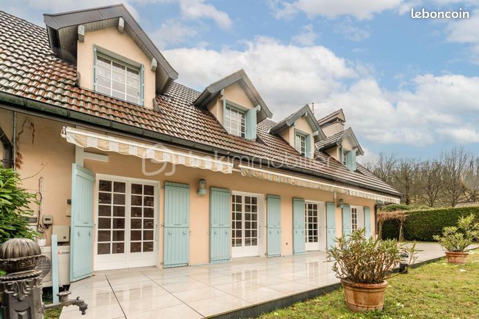 Maison 6 pièces 186 m²