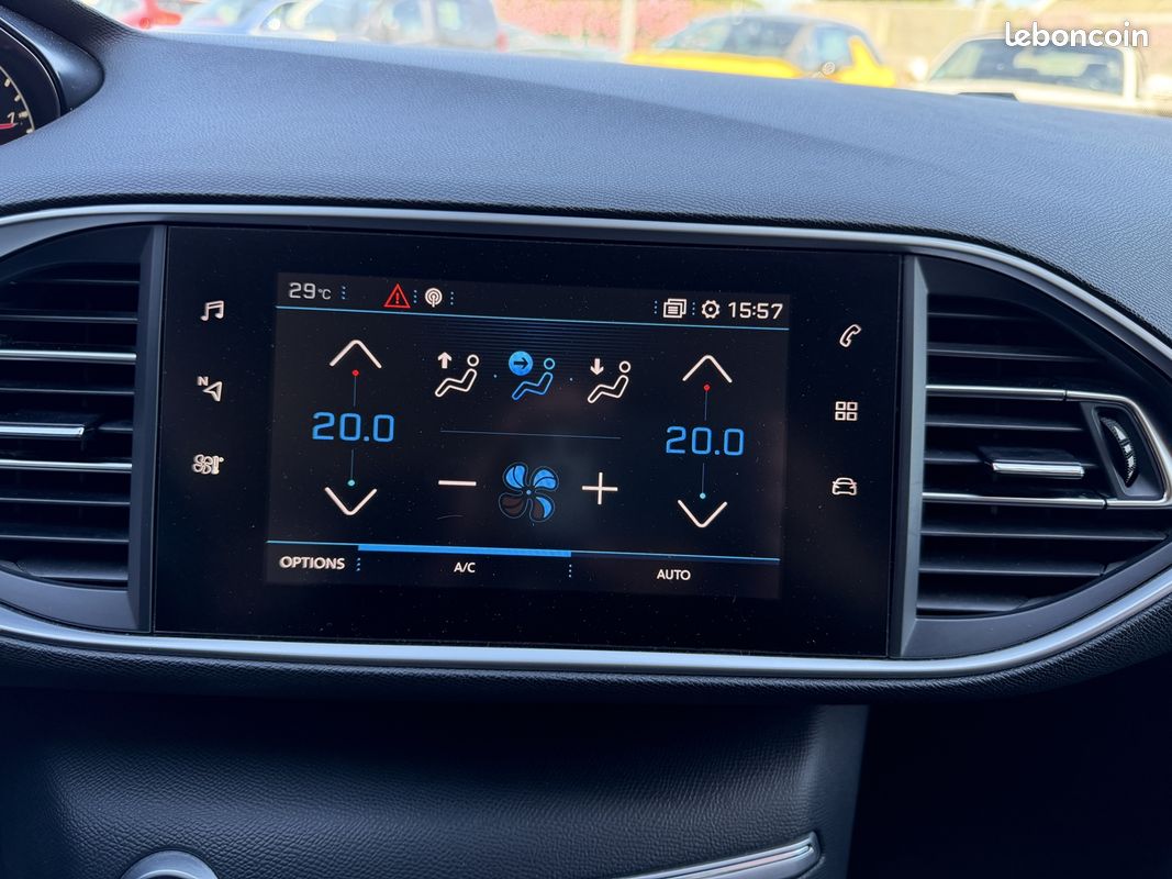 Peugeot 308 1.5 BLUEHDI 130CH S&S ALLURE EAT8 (image 13)