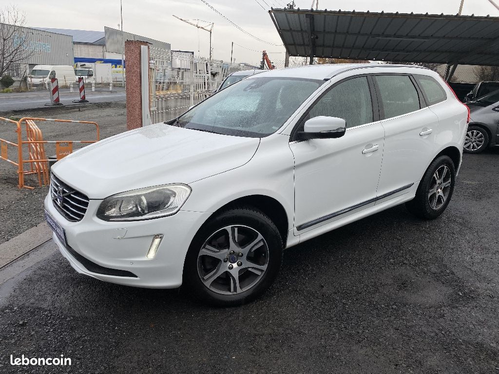 Volvo XC60 D4 181 ch Summum (image 1)