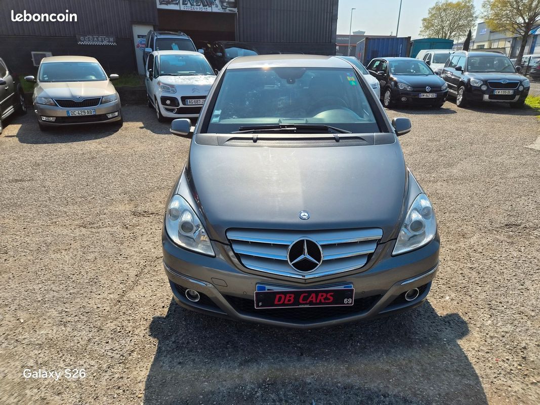 Mercedes Benz CLASSE B B180 CDI PACK DESIGN BVA - GARANTIE 12 MOIS (image 12)