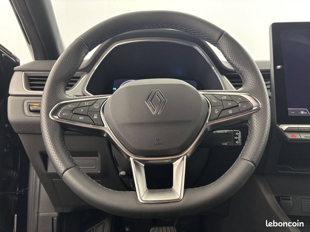 RENAULT Captur E-Tech full hybrid 160 ch Techno (image 15)