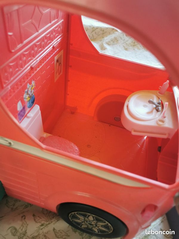 Camping car Barbie (image 1)