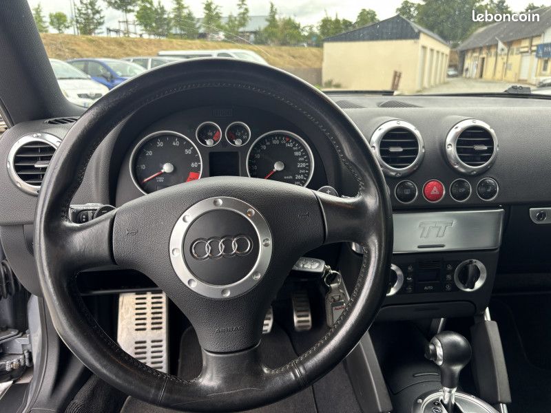 Audi TT 3.2 V6 250CH QUATTRO DSG6 (image 8)