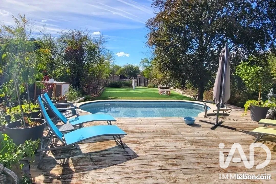Maison 16 pièces 420 m² · à Luxeuil-les-Bains · 420 m² · 316 000 €