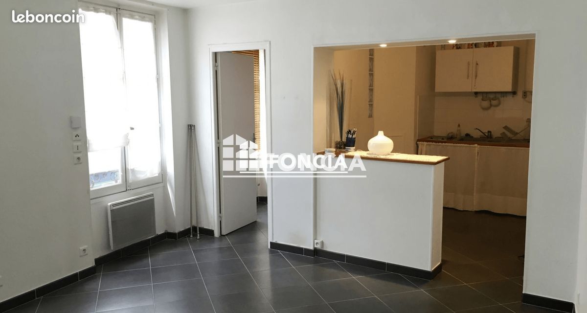 Appartement 1 pièce 26 m² · à Saint-Germain-en-Laye · 26 m² · 770 €