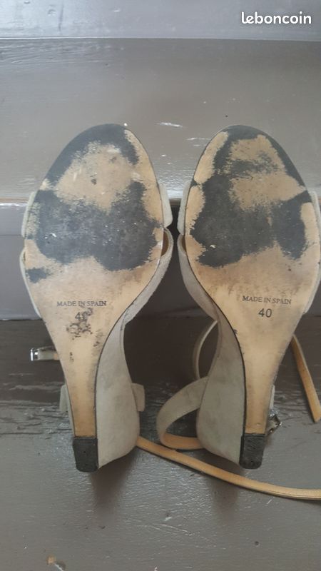 Sandales daim gris clair talon 6 cm taille 40 (image 6)