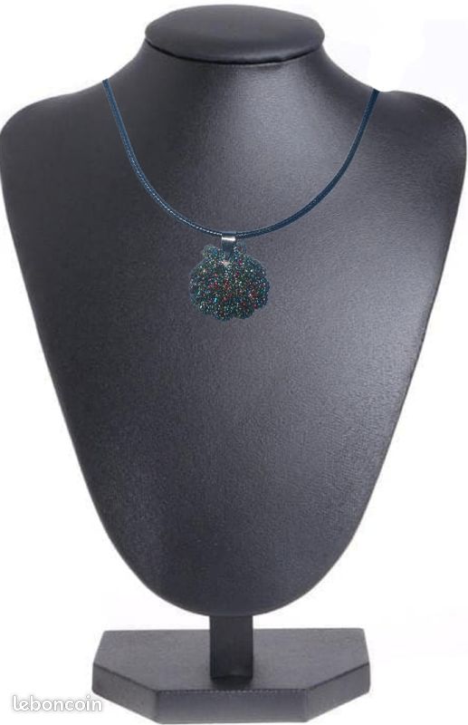 Collier coquillage (image 5)