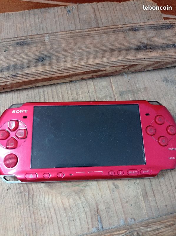 PlayStation portable avec 9 jeux (image 1)