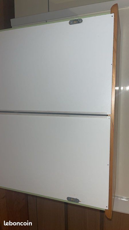 Meuble salle de bain vert suspendu (image 4)