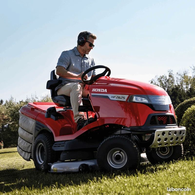 TRACTEUR TONDEUSE AUTOPORTEE HONDA HF 2625 HME 688CM3 1M22 MULCHING ->prix déstockage canicule été 2026<- (image 2)