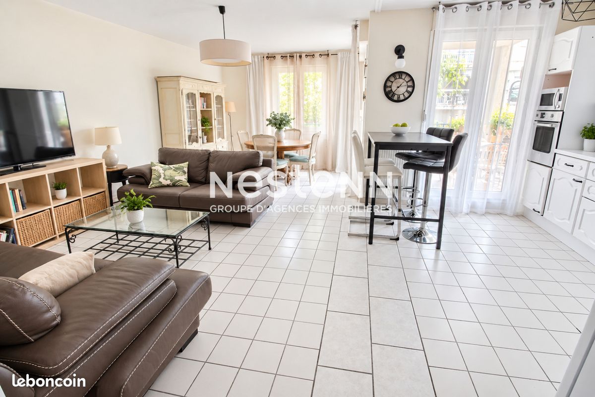 Appartement 4 pièces 82 m² · à Vénissieux · 82 m² · 175 000 €