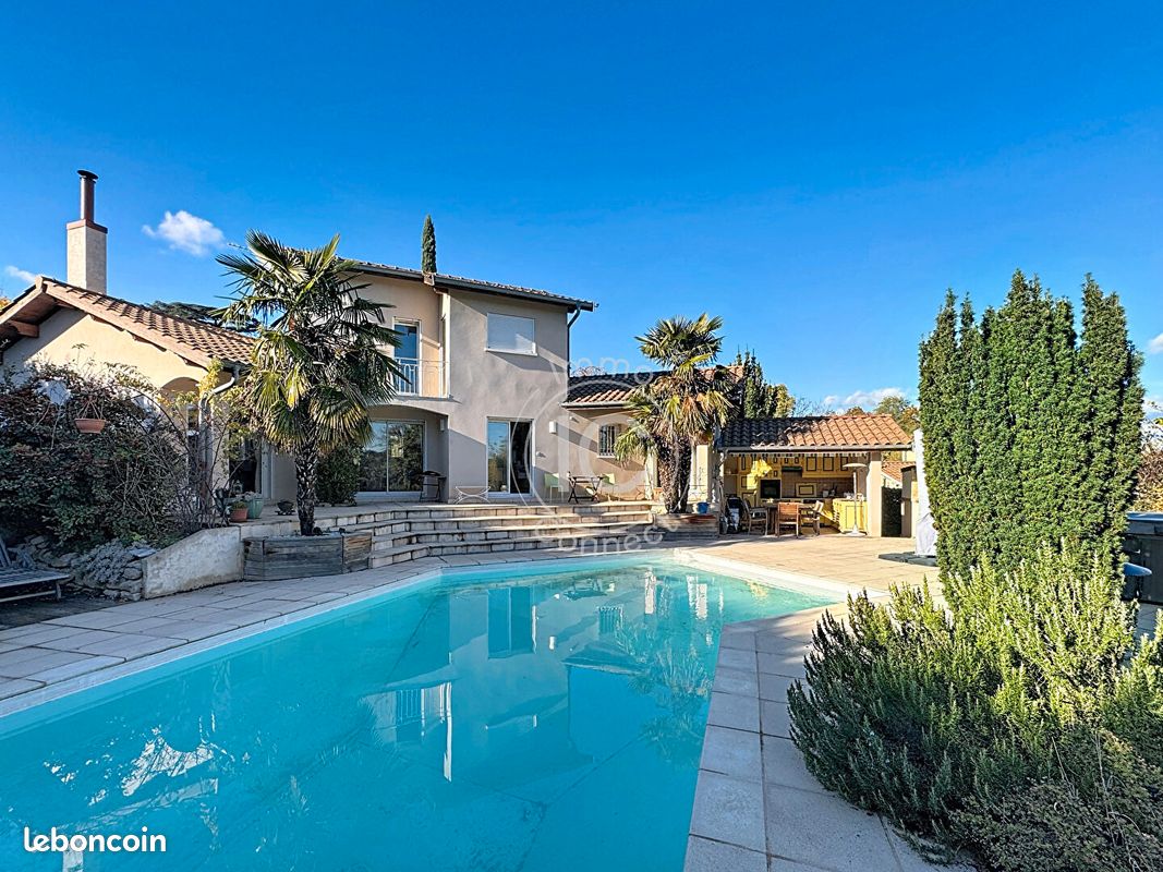 Maison 5 pièces 145 m² · à Collonges-au-Mont-d'Or · 145 m² · 775 000 €